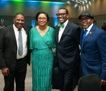 Africa 50_Diner_Indy Vilage230